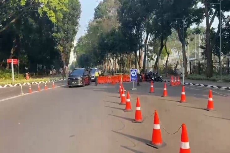 Akses Kawasan Gelora Bung Karno Dibatasi Ketat Jelang Eksekusi Hotel Sultan, Tensi Meningkat di Jakarta. 5 Akses Masuk Kawasan GBK Dibatasi Jelang Eksekusi Hotel Sultan