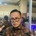 gambar optimisme pasar modal dan sektor riil ihsg menguat investor percaya fundamental ekonomi nasional solid